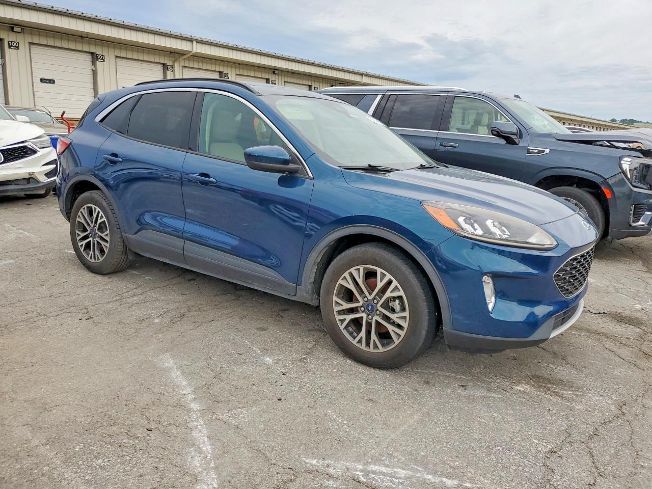 2020 FORD ESCAPE