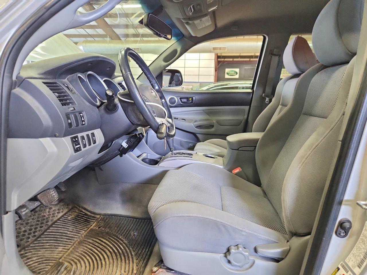 2009 TOYOTA TACOMA
