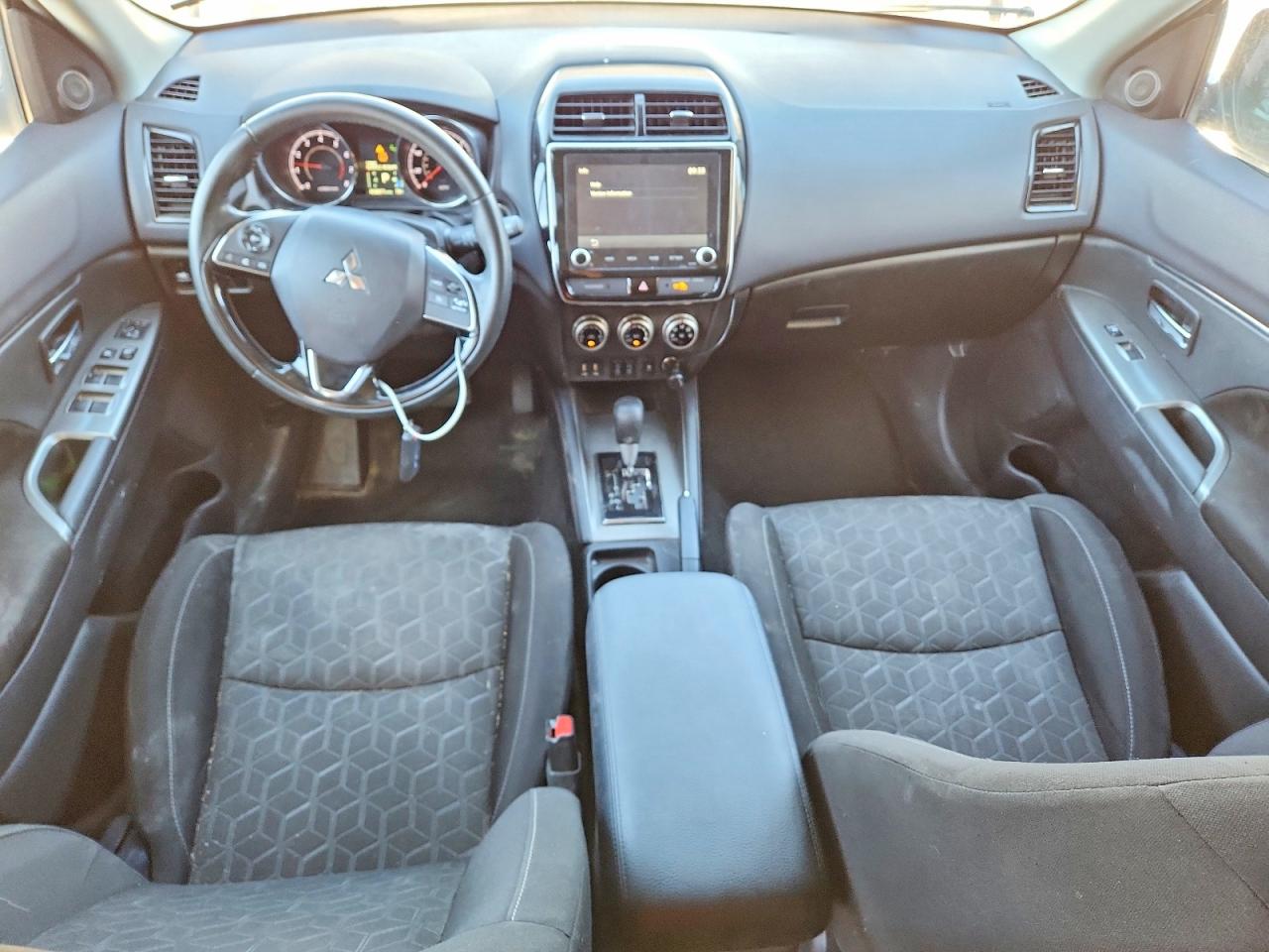 2020 MITSUBISHI OUTLANDER