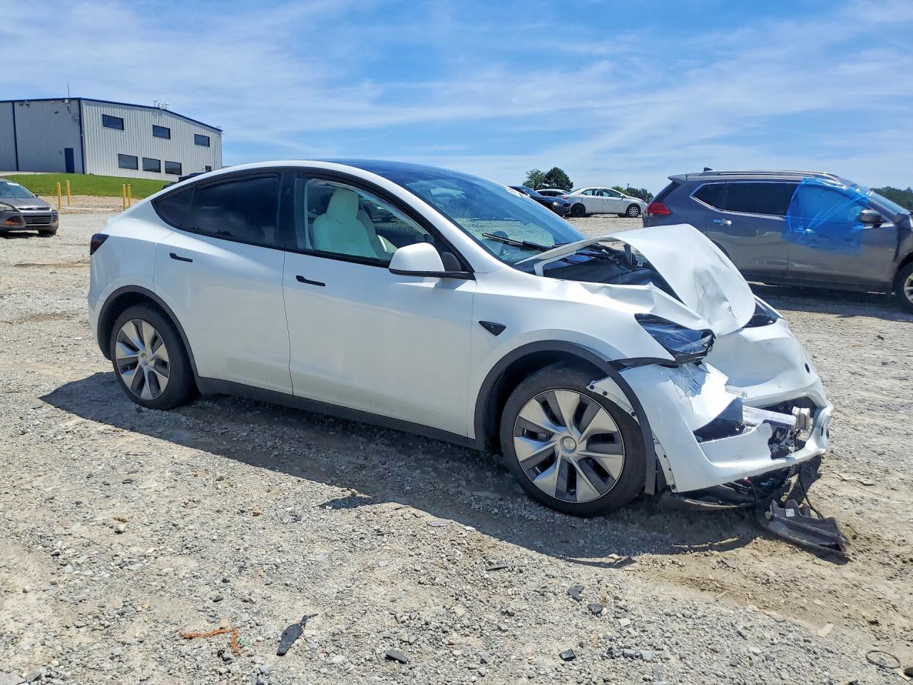 2024 TESLA MODEL Y