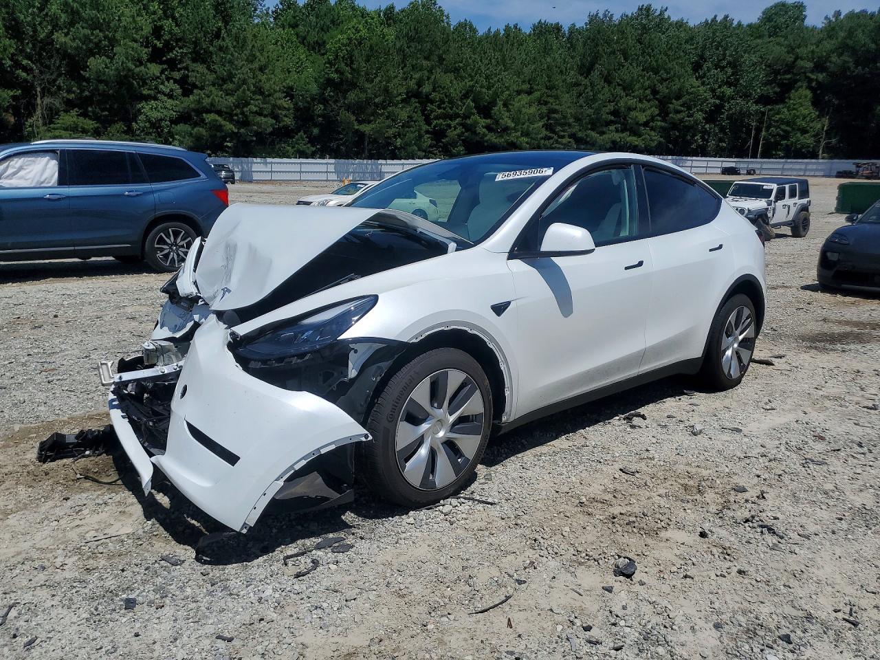 2024 TESLA MODEL Y