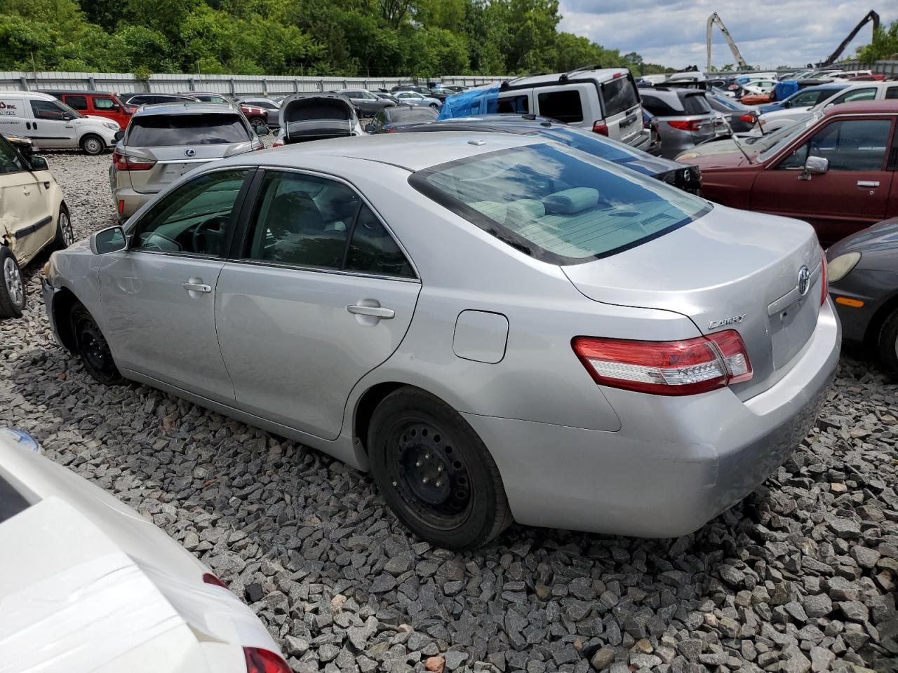 2011 TOYOTA CAMRY