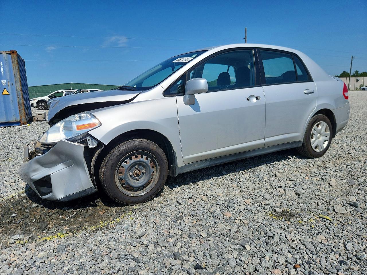 2010 NISSAN VERSA