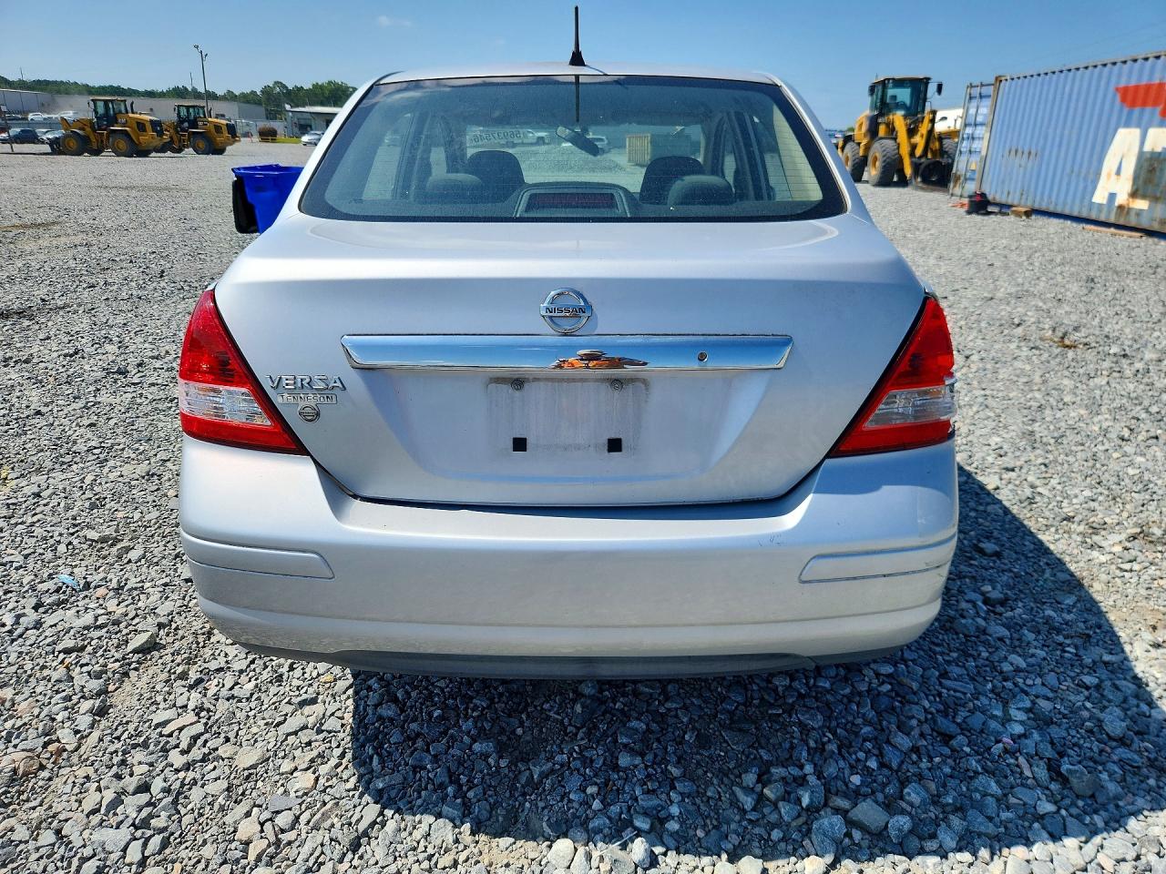 2010 NISSAN VERSA
