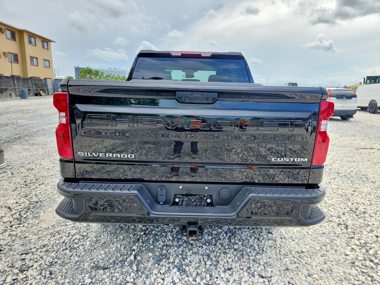 2025 CHEVROLET SILVERADO