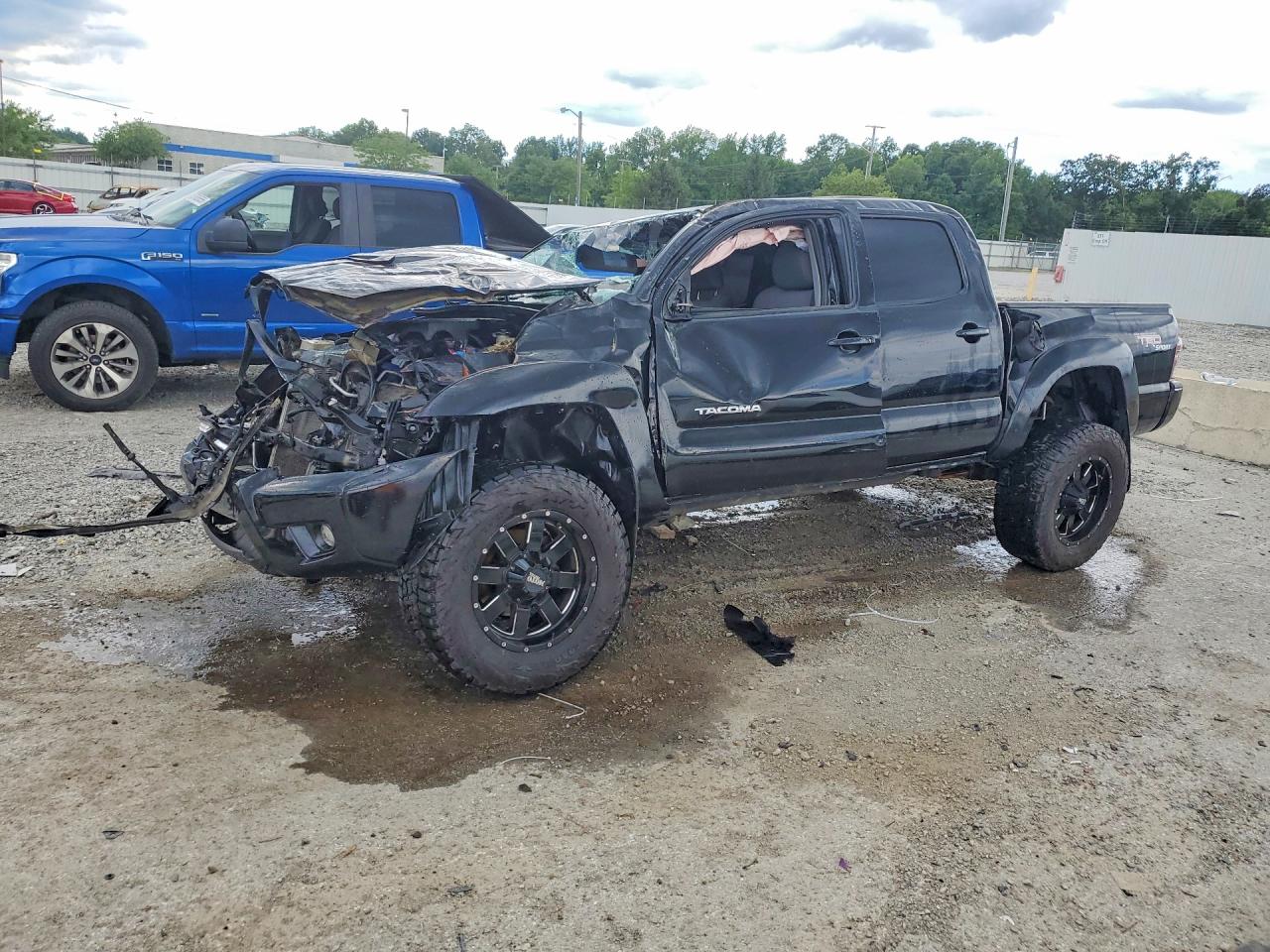 2013 TOYOTA TACOMA