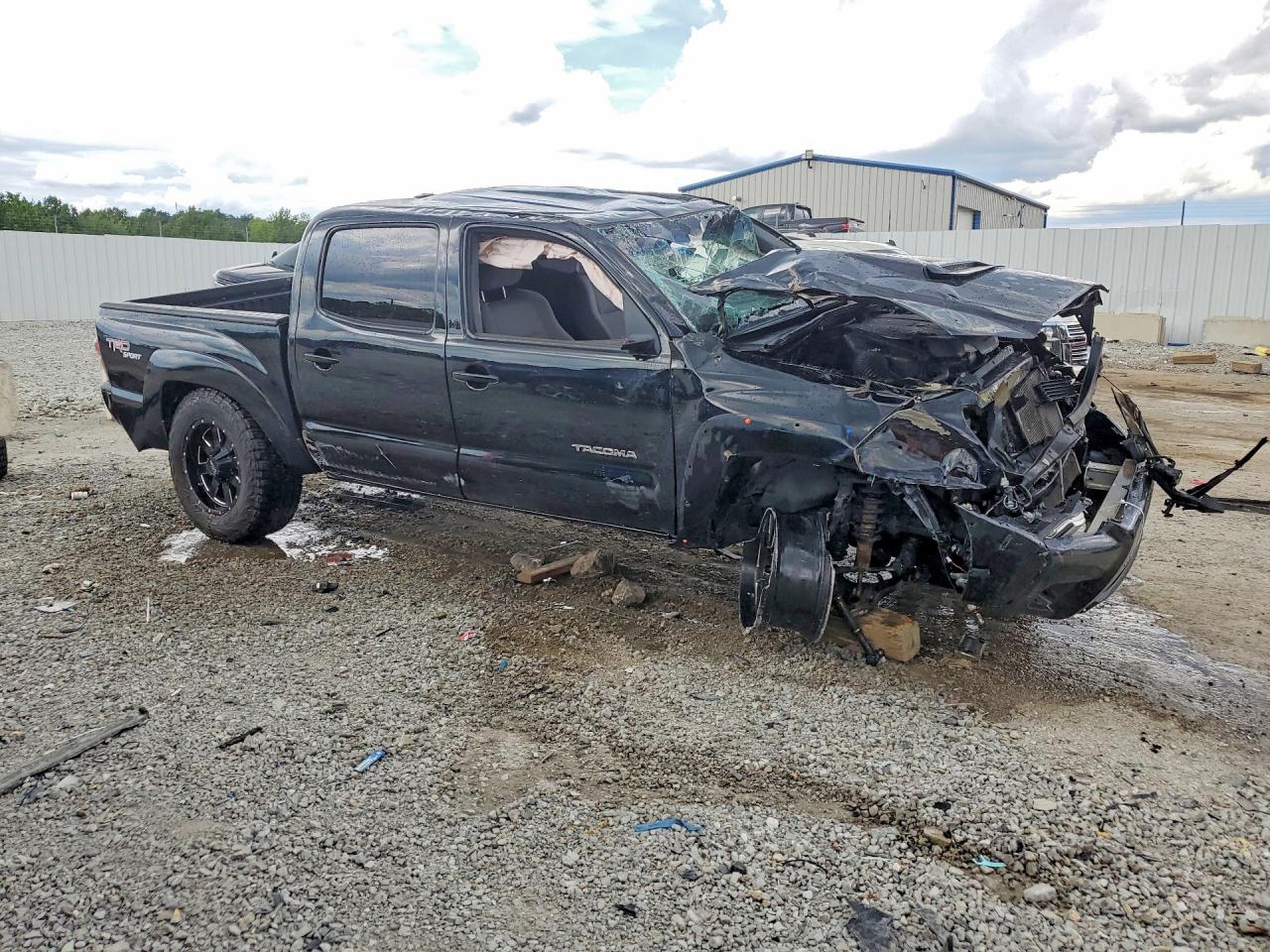 2013 TOYOTA TACOMA