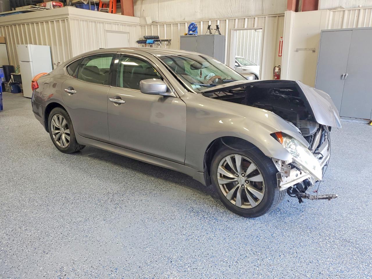 2013 INFINITI M37