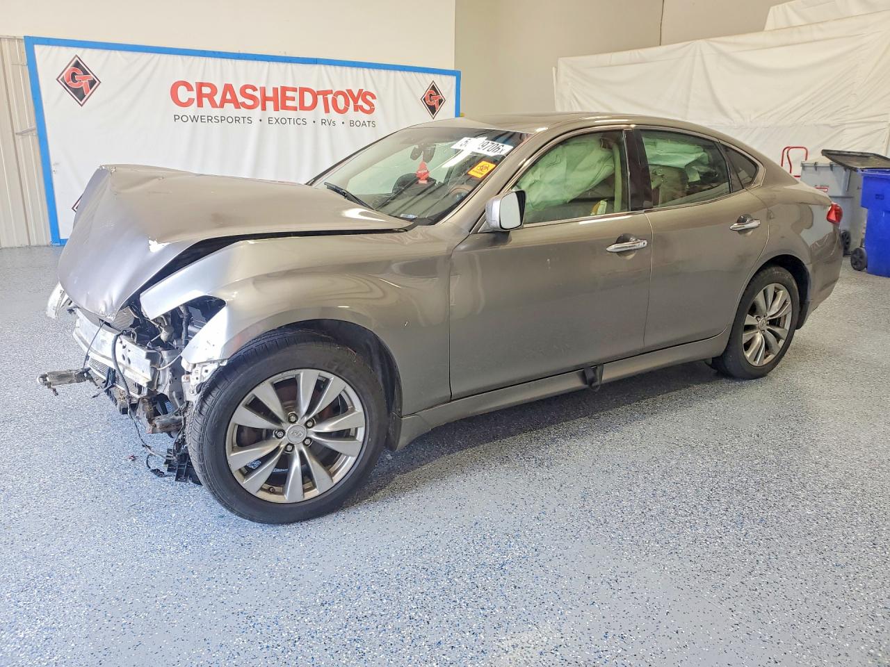 2013 INFINITI M37