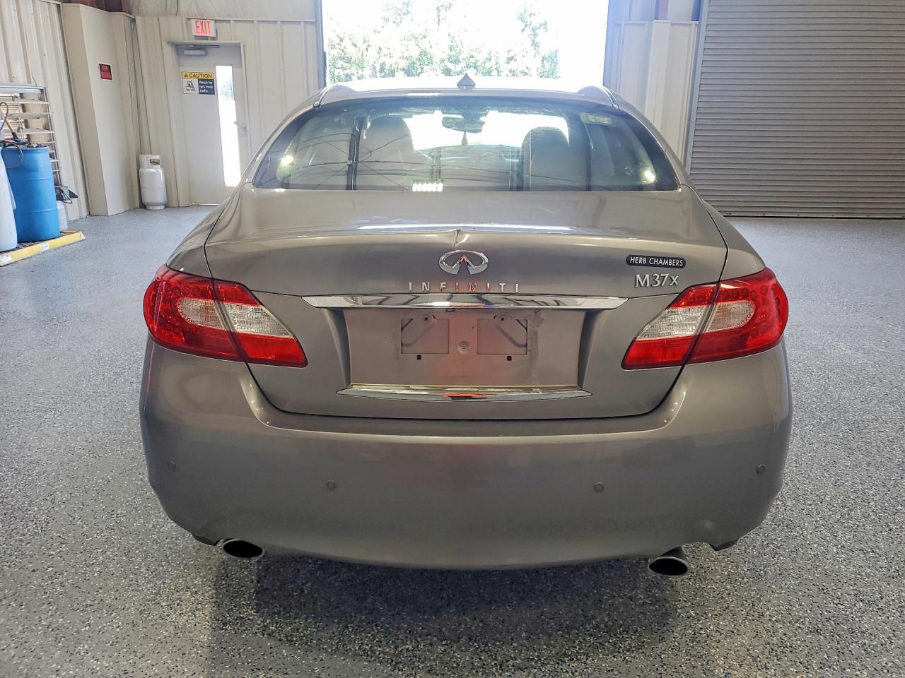 2013 INFINITI M37