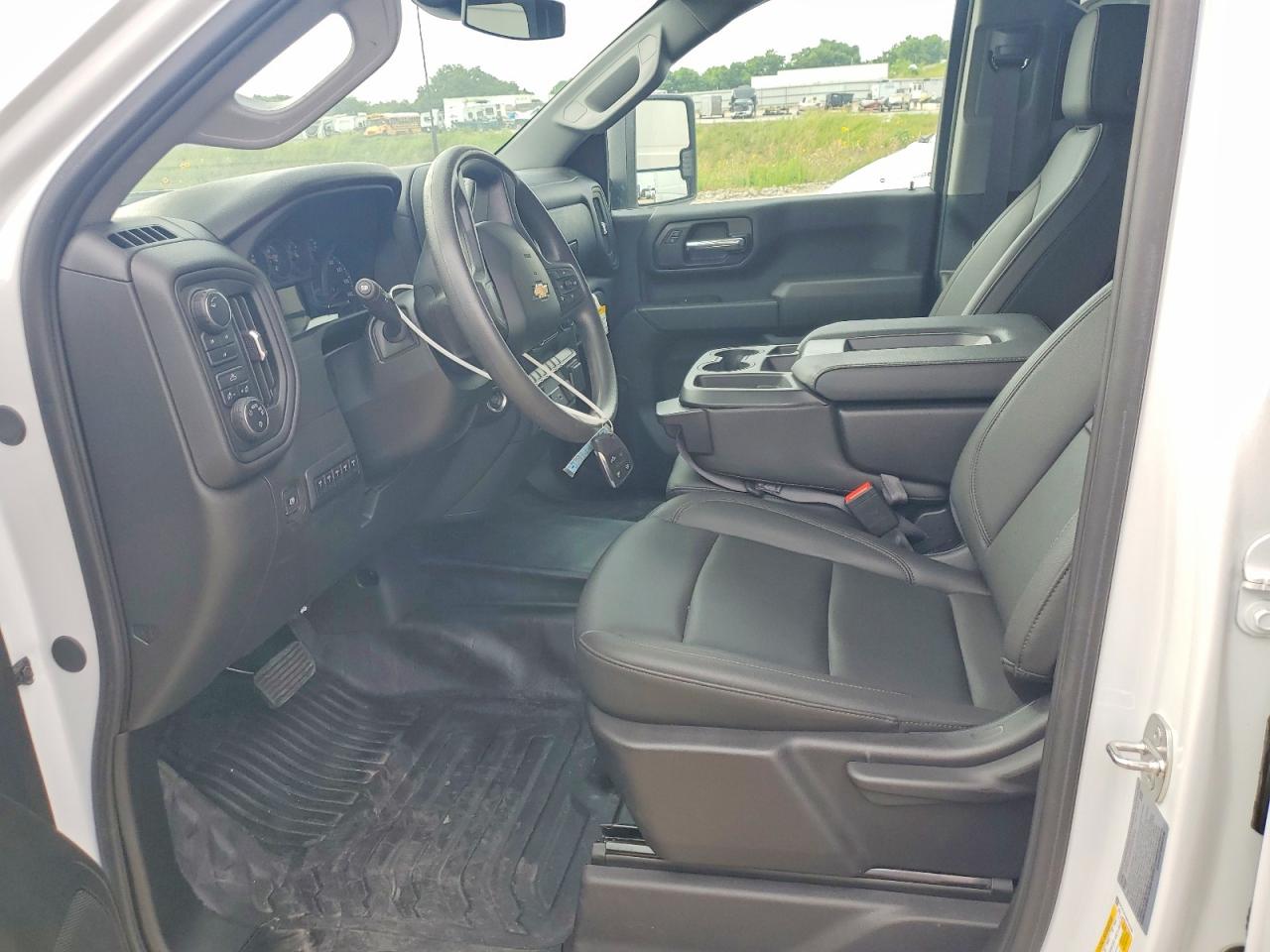 2024 CHEVROLET SILVERADO