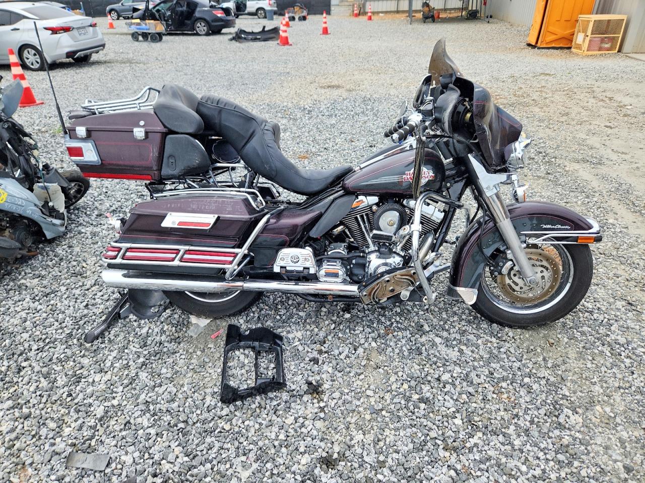 2005 HARLEY-DAVIDSON FL
