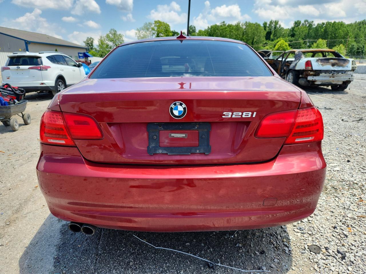 2011 BMW 3 SERIES