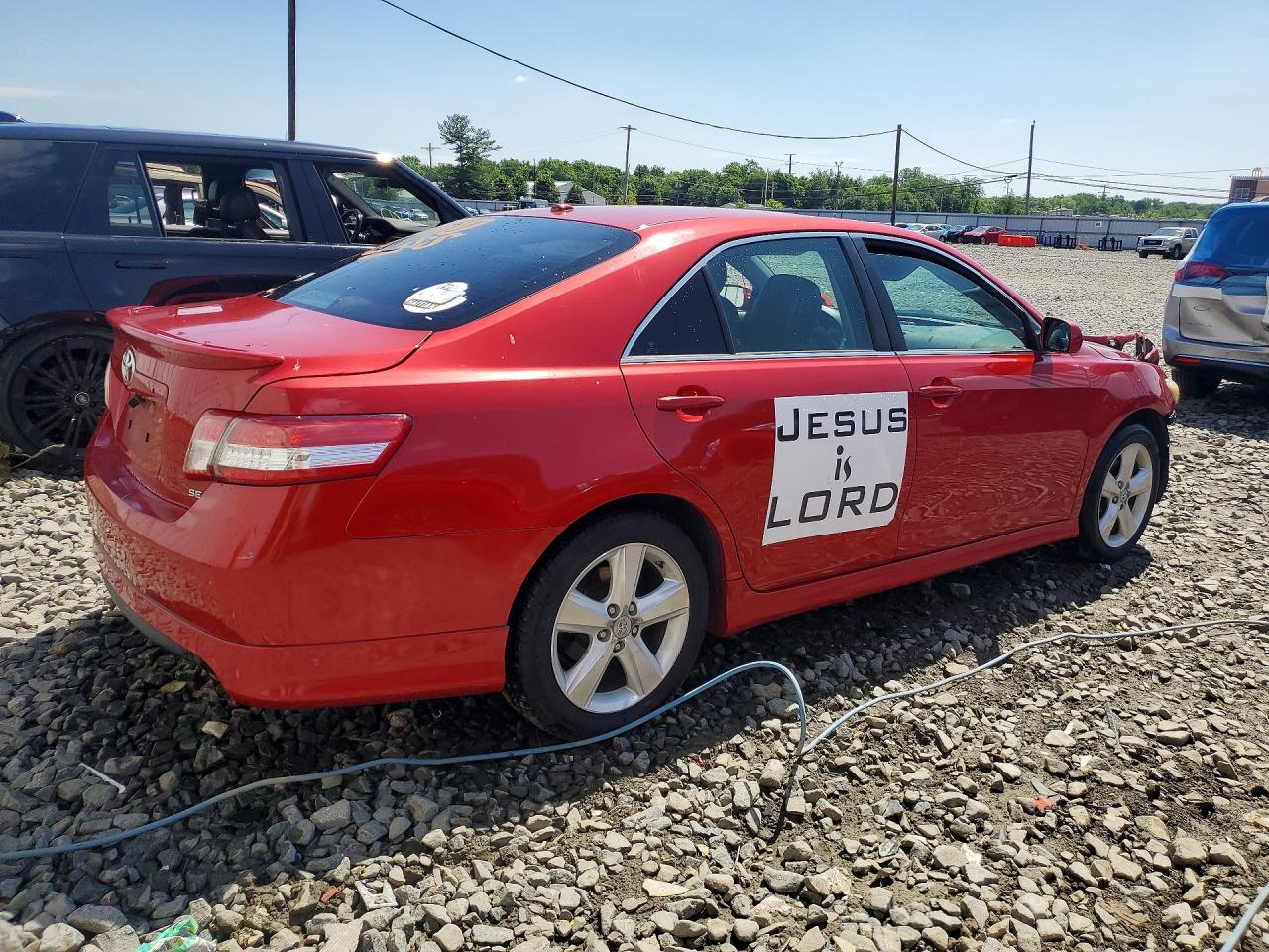 2011 TOYOTA CAMRY