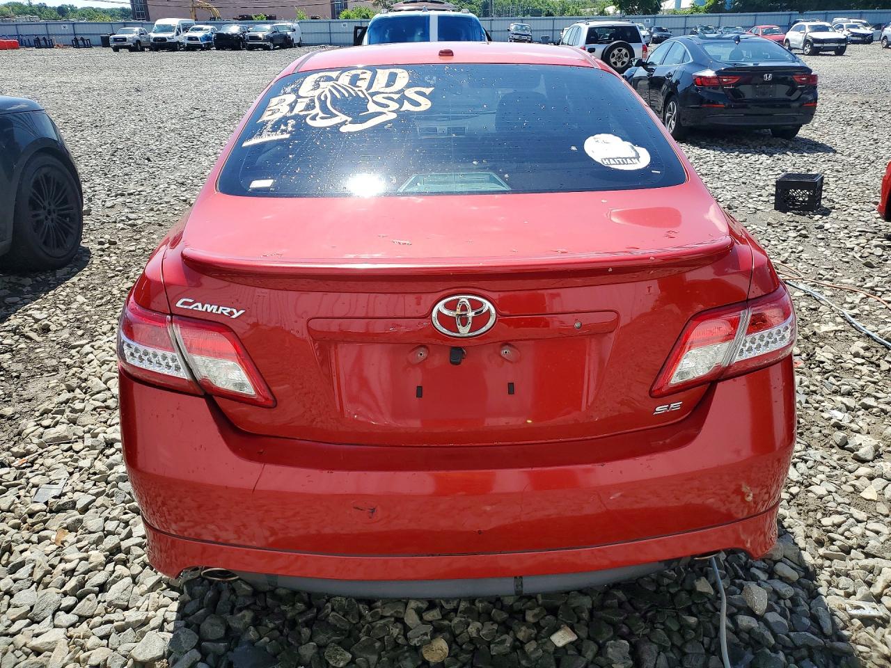 2011 TOYOTA CAMRY