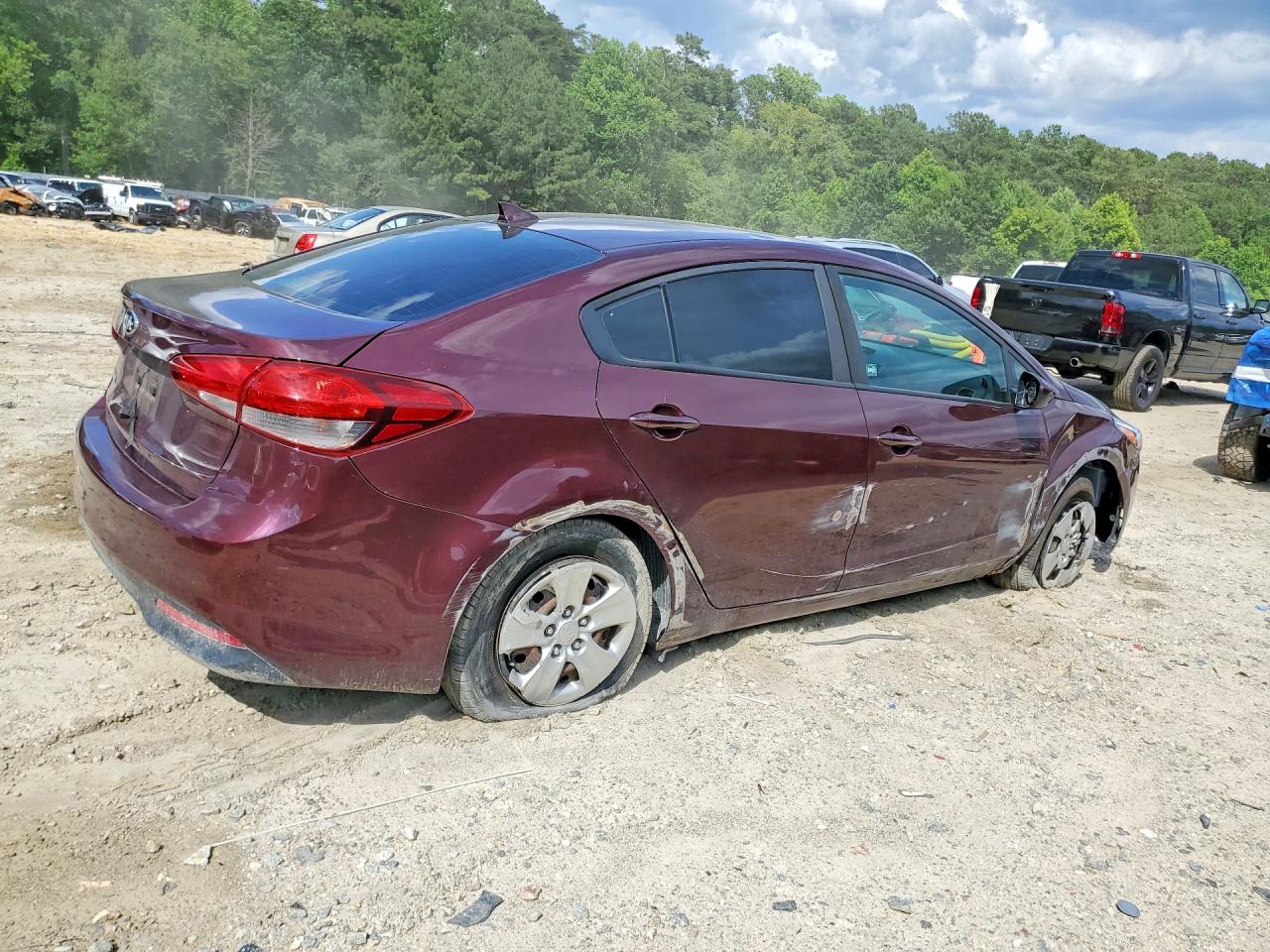 2017 KIA FORTE