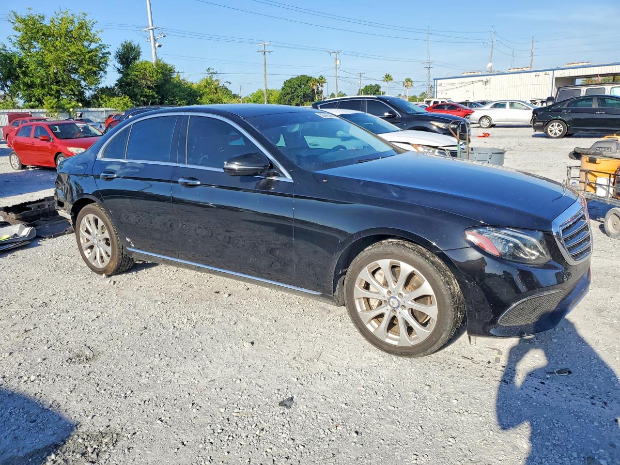 2017 MERCEDES-BENZ E-CLASS