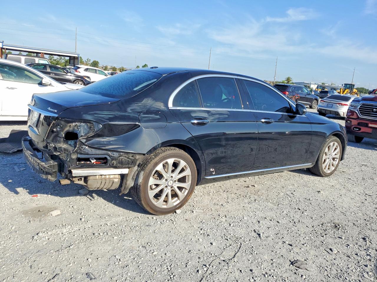 2017 MERCEDES-BENZ E-CLASS
