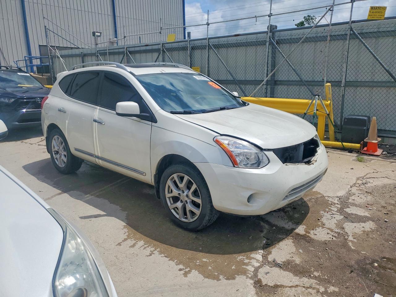 2011 NISSAN ROGUE