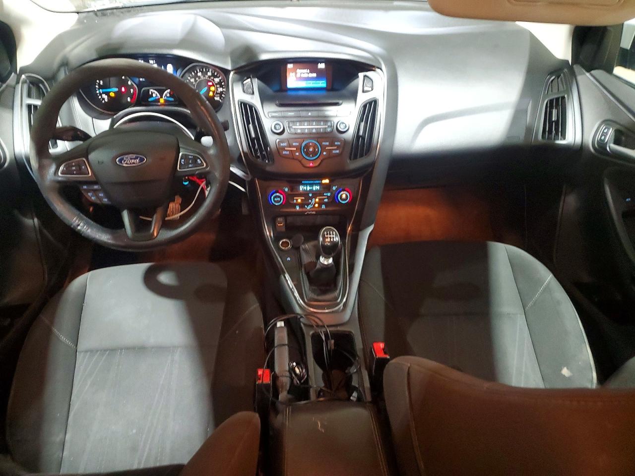 2017 FORD FOCUS