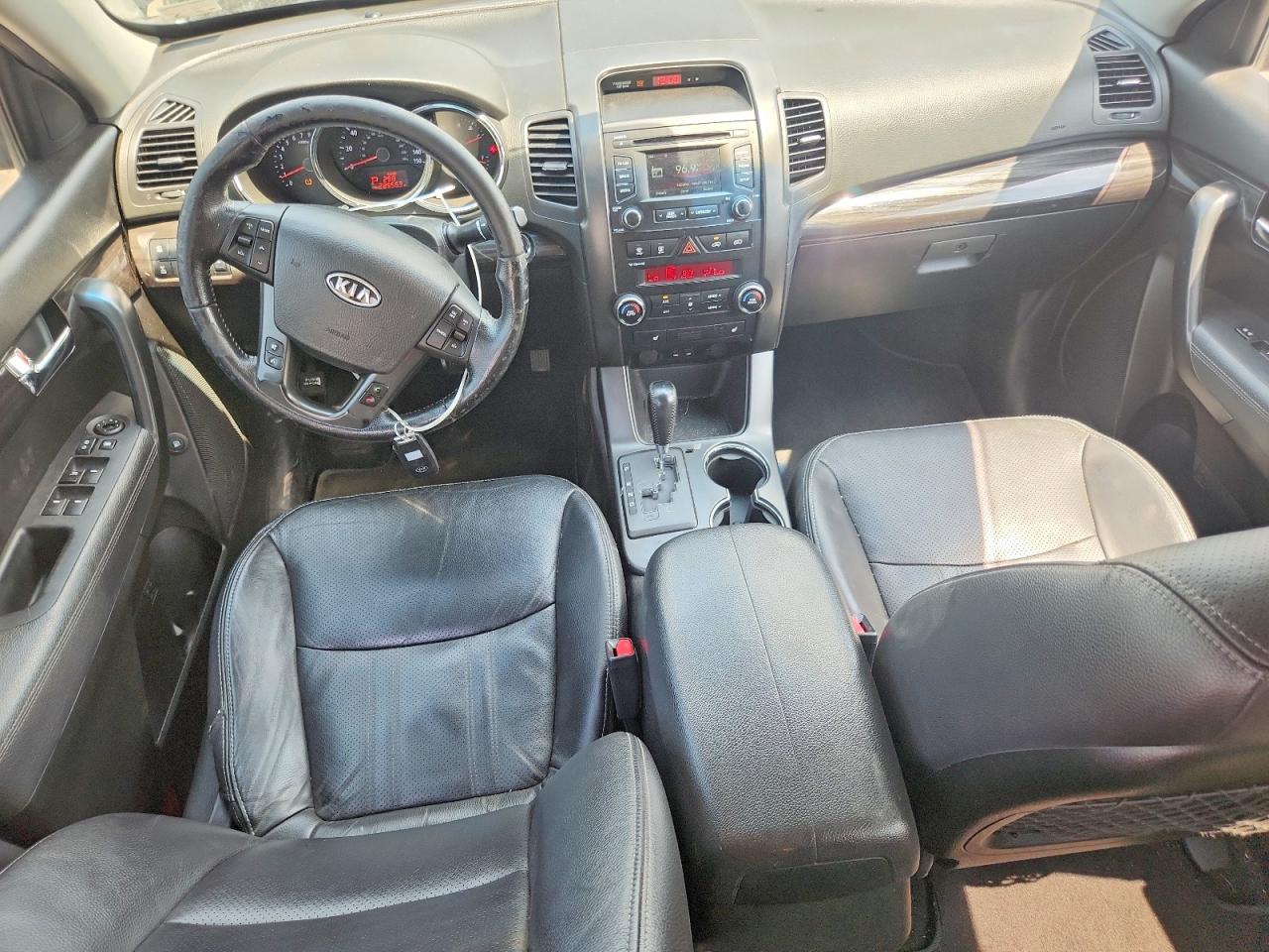 2013 KIA SORENTO