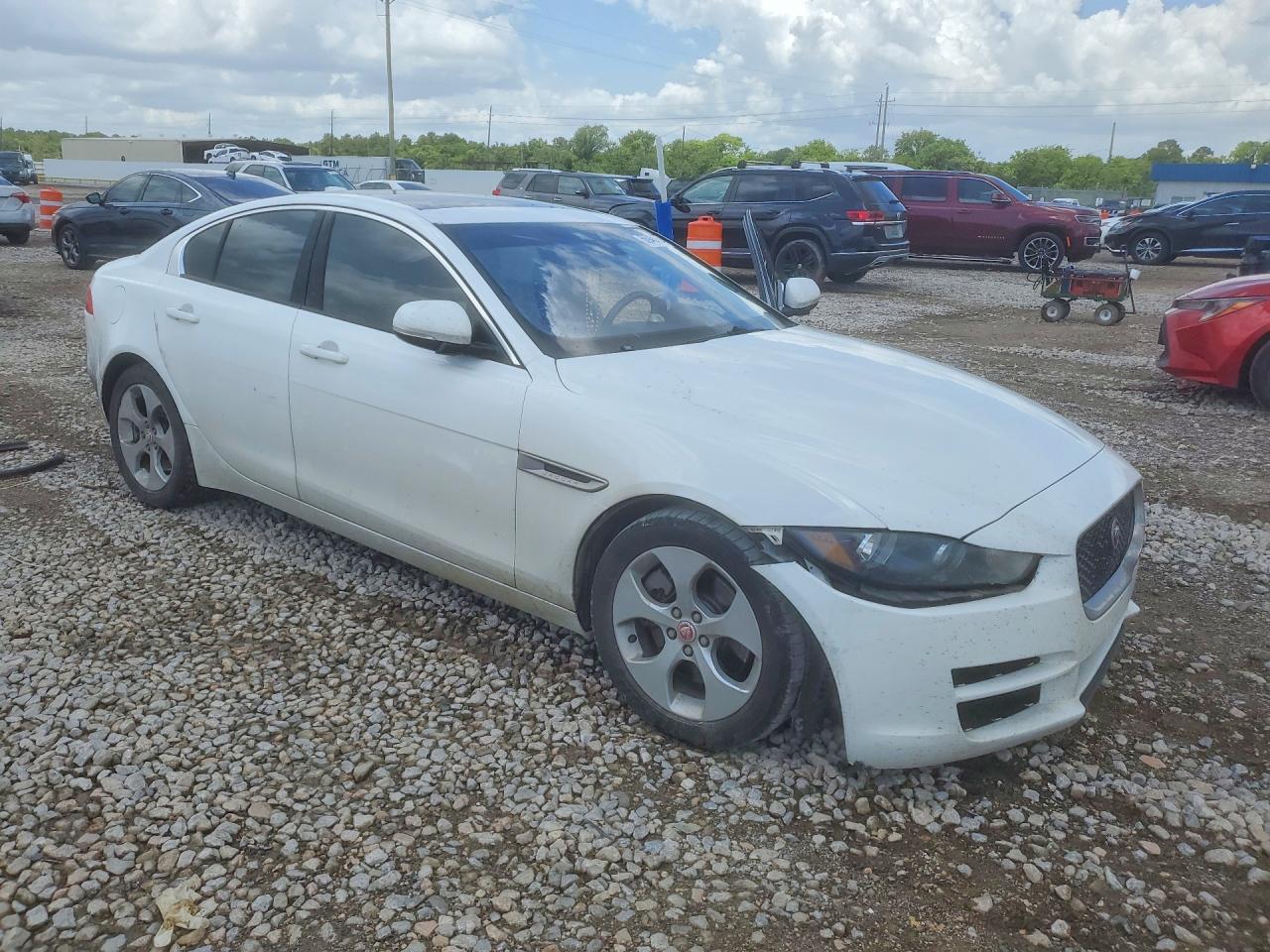 2017 JAGUAR XE
