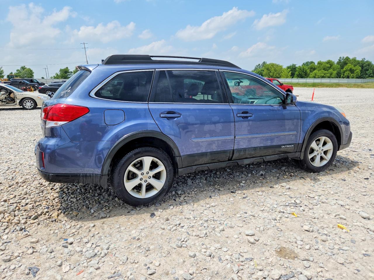 2014 SUBARU OUTBACK