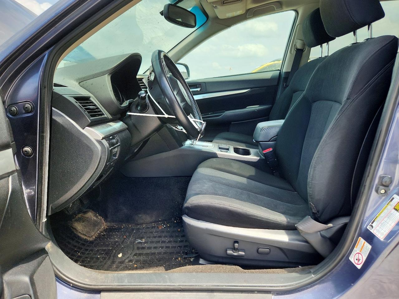 2014 SUBARU OUTBACK