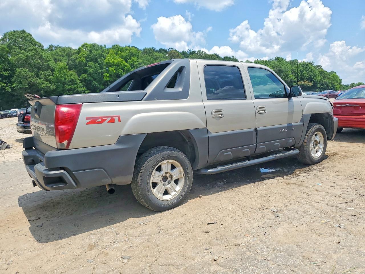 2003 CHEVROLET AVALANCHE