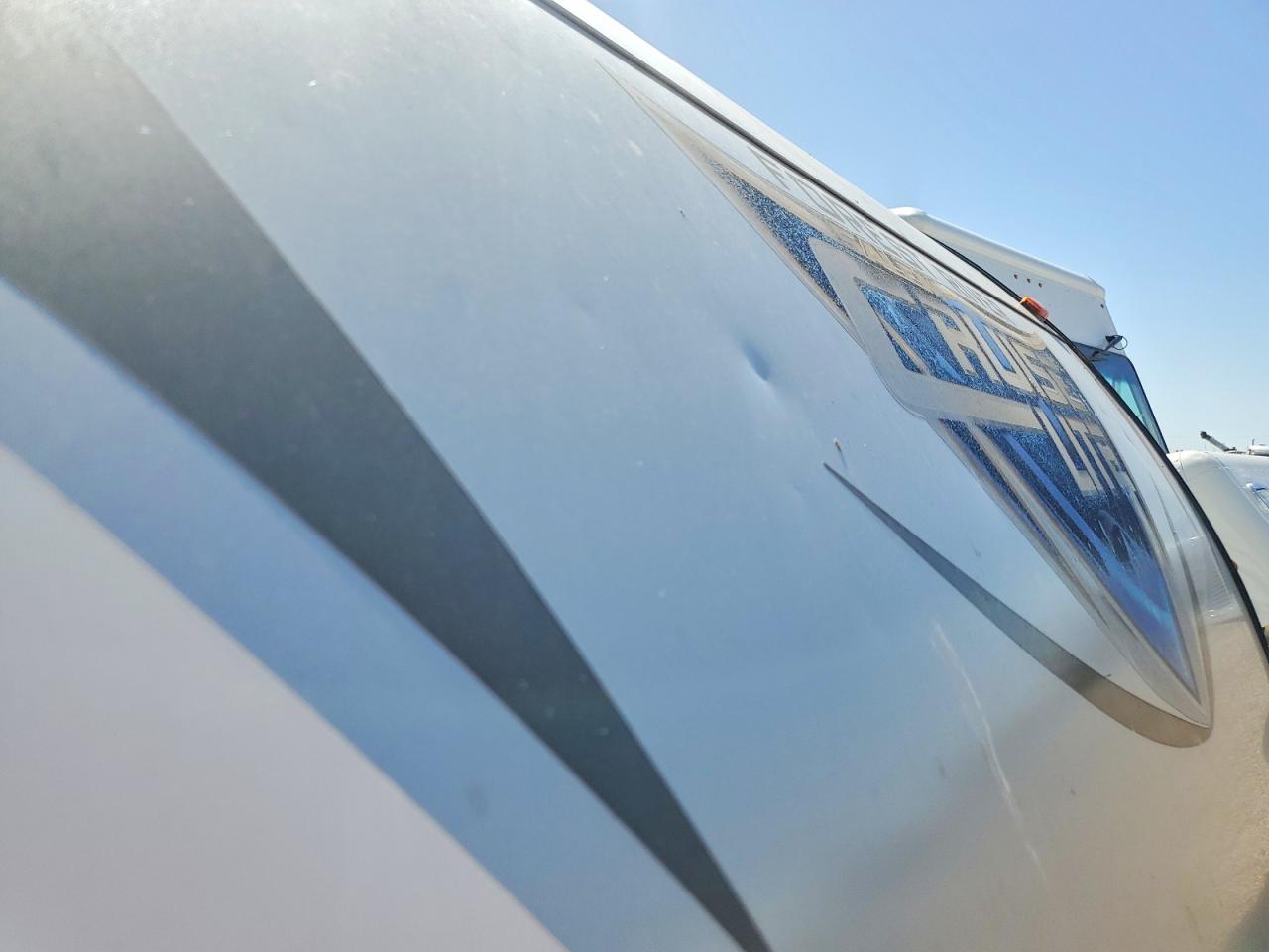 2019 SALEEN 261BHXL