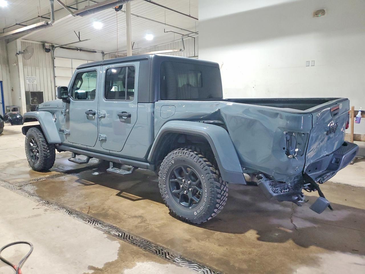 2024 JEEP GLADIATOR