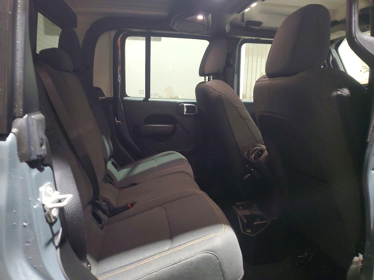 2024 JEEP GLADIATOR