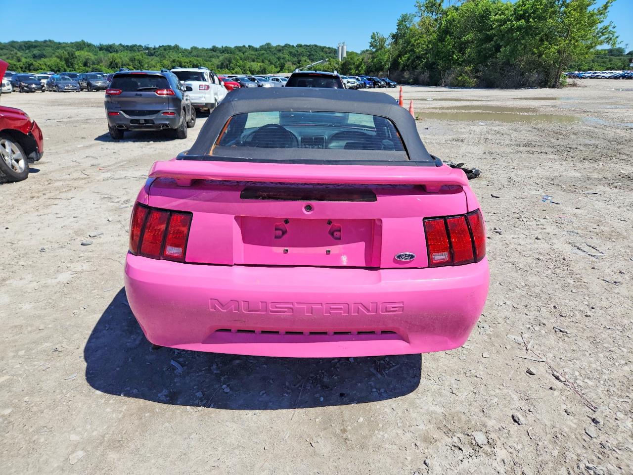 2001 FORD MUSTANG