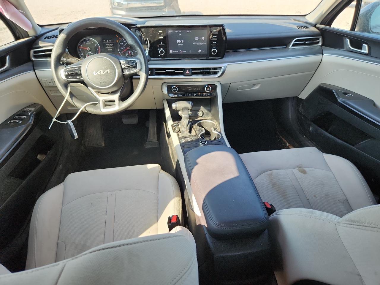 2022 KIA K5