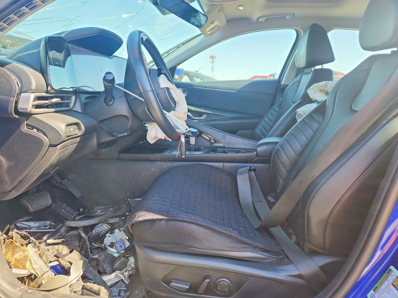 2023 HYUNDAI ELANTRA