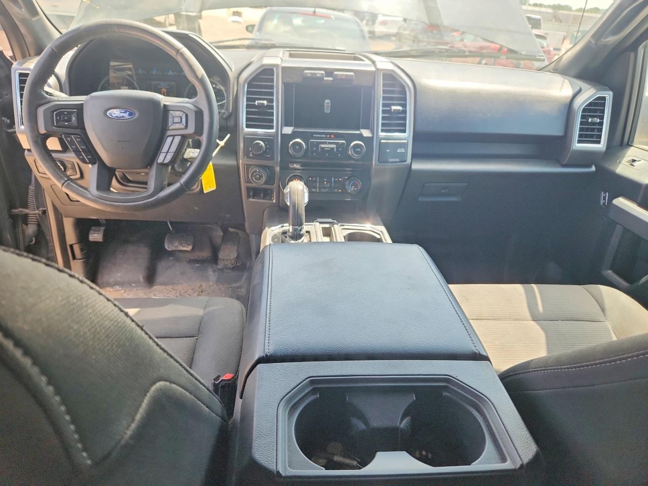 2016 FORD F150