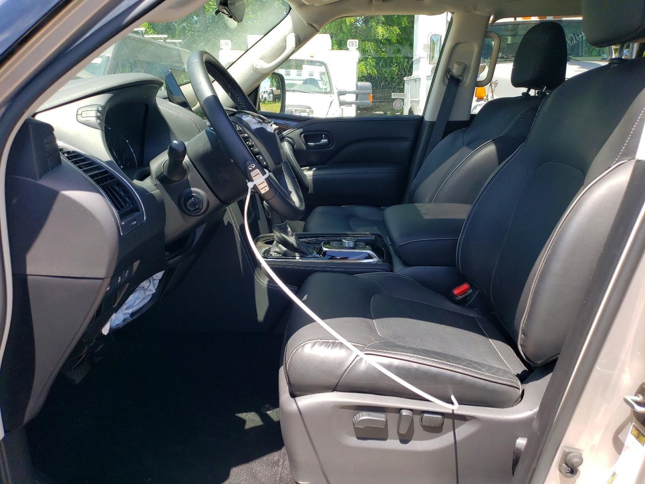 2023 INFINITI QX80