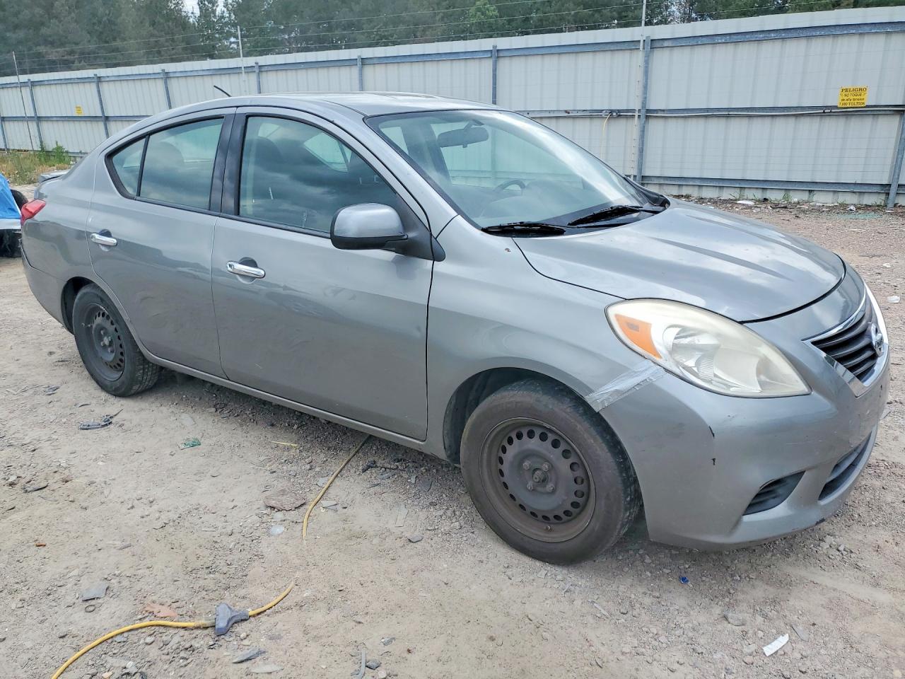 2014 NISSAN VERSA