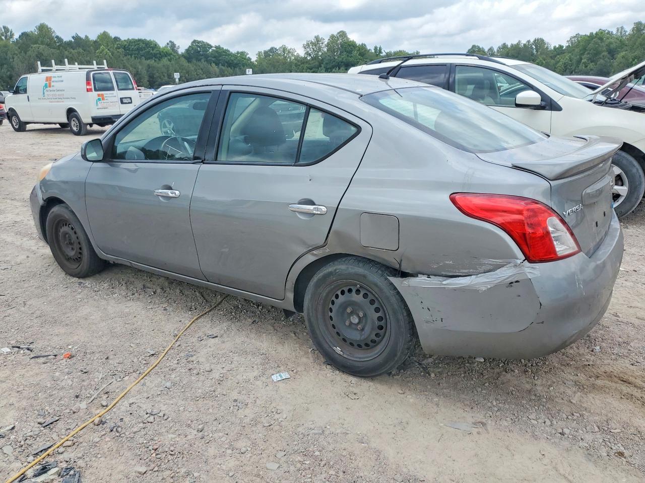 2014 NISSAN VERSA