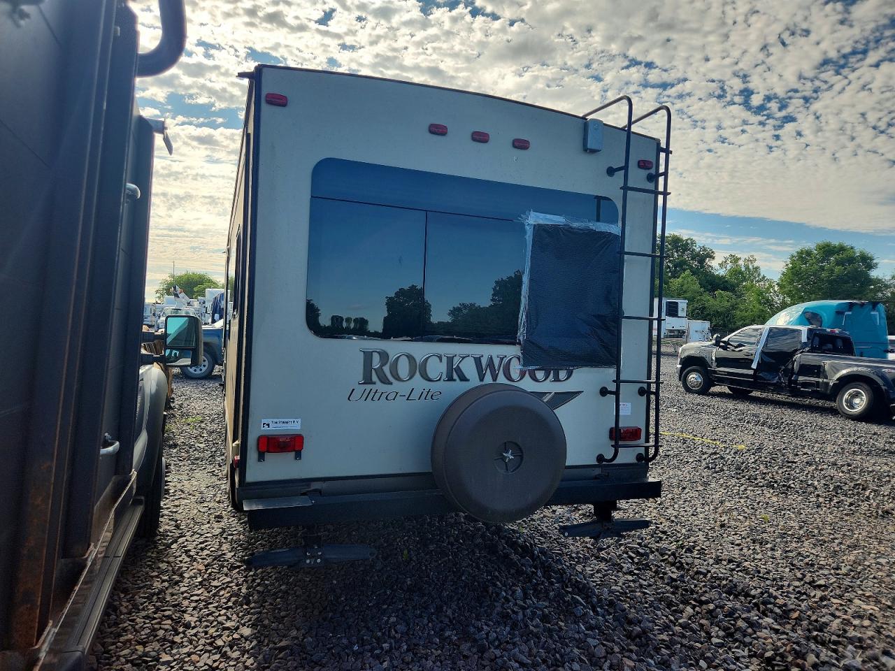 2013 FORREST RIVER OTHER RV