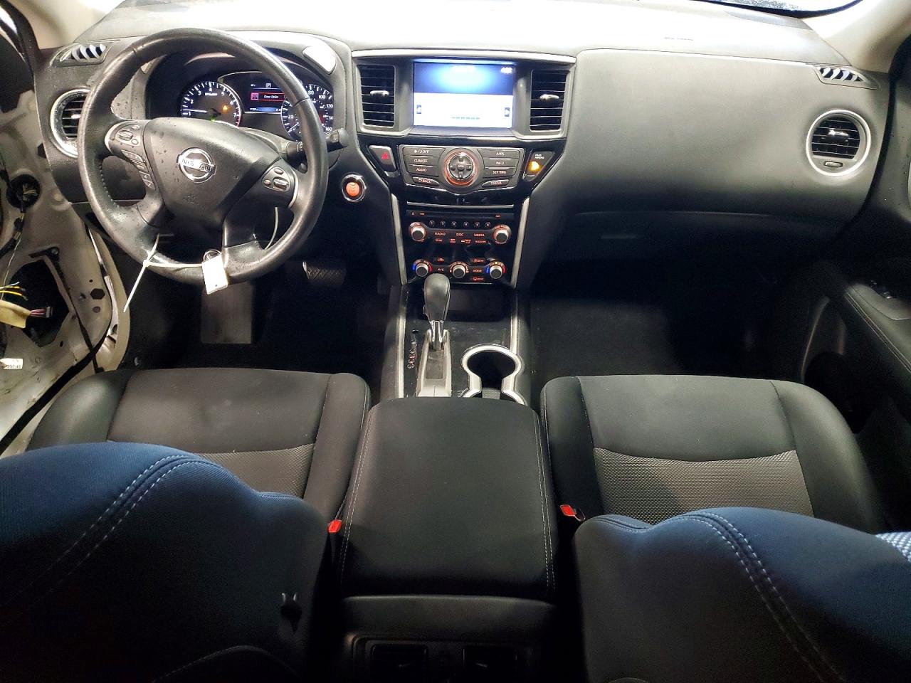 2017 NISSAN PATHFINDER
