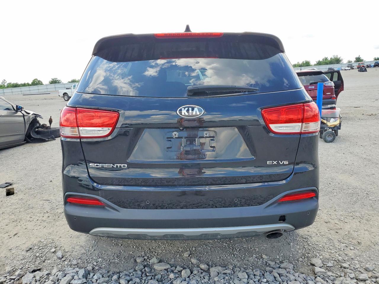 2016 KIA SORENTO