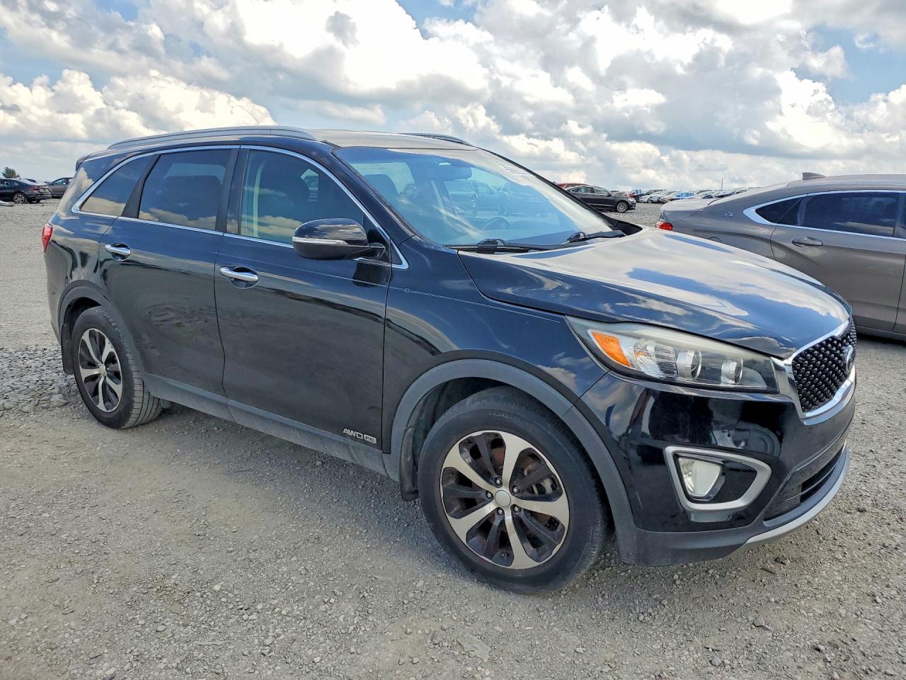 2016 KIA SORENTO