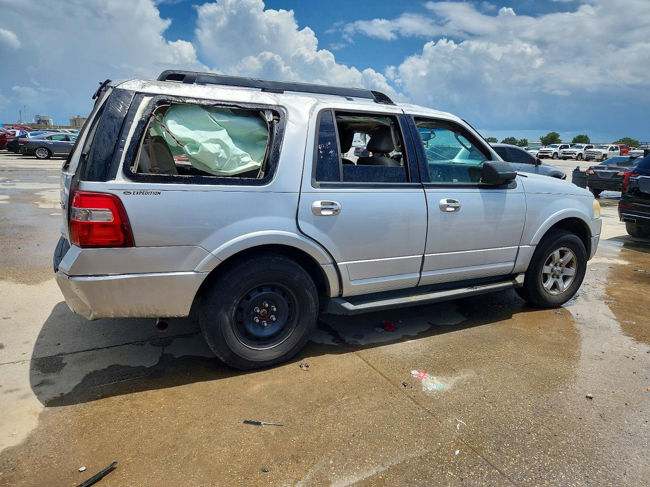 2010 FORD EXPEDITION