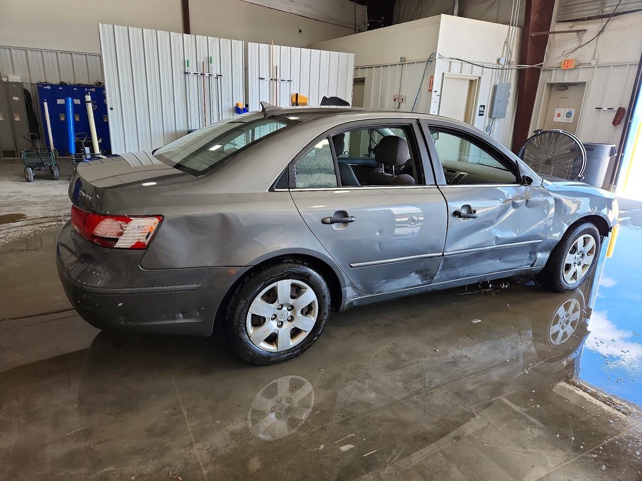 2010 HYUNDAI SONATA