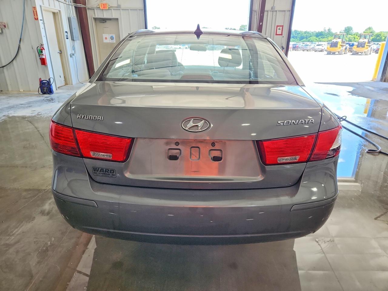 2010 HYUNDAI SONATA