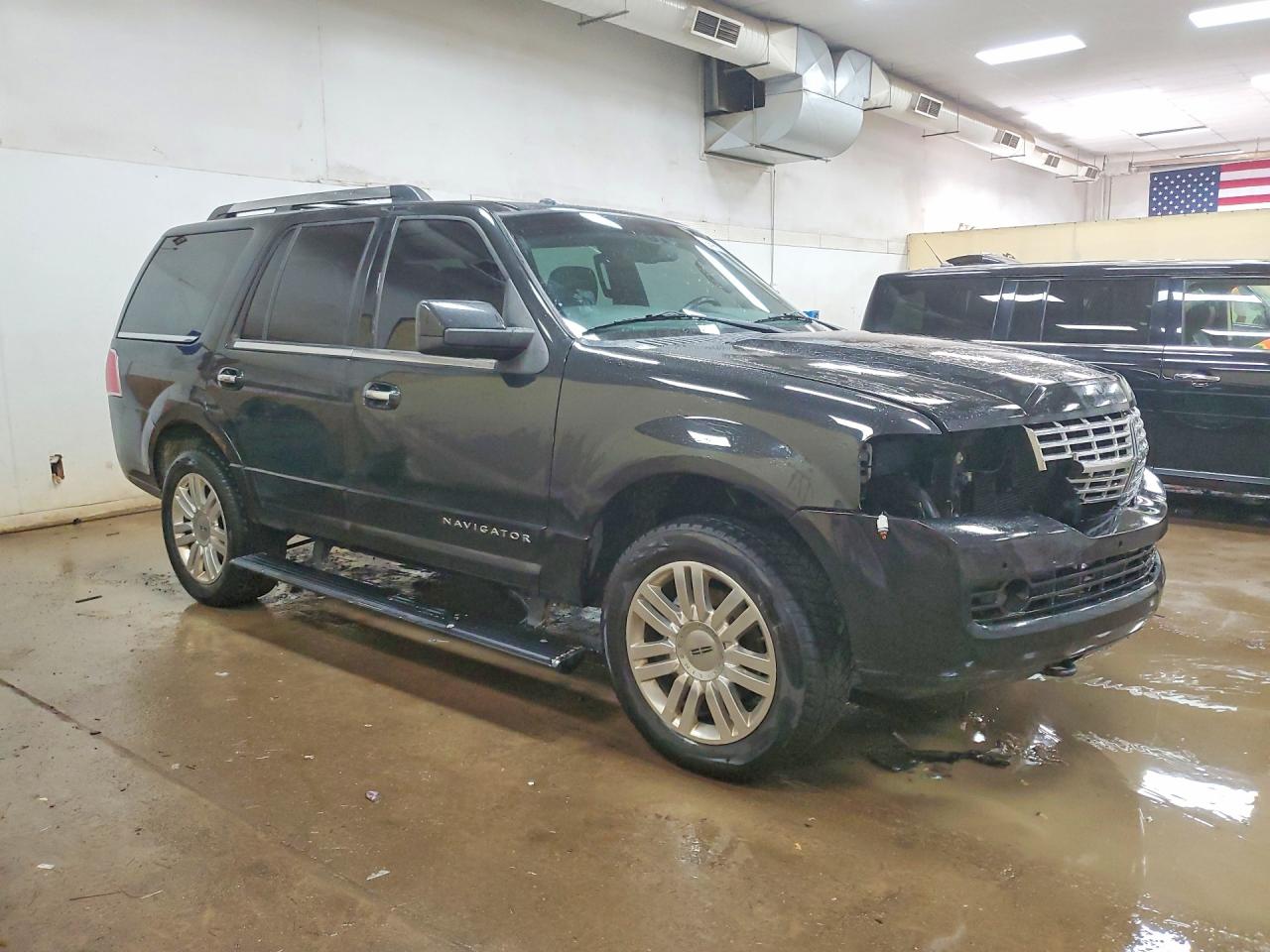 2014 LINCOLN NAVIGATOR