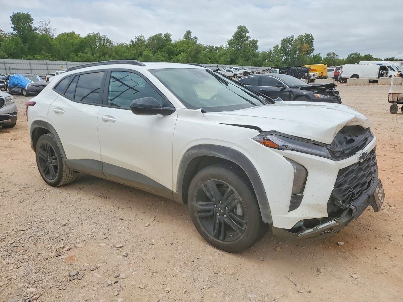 2025 CHEVROLET TRAX