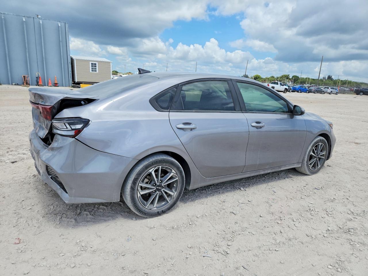 2023 KIA FORTE