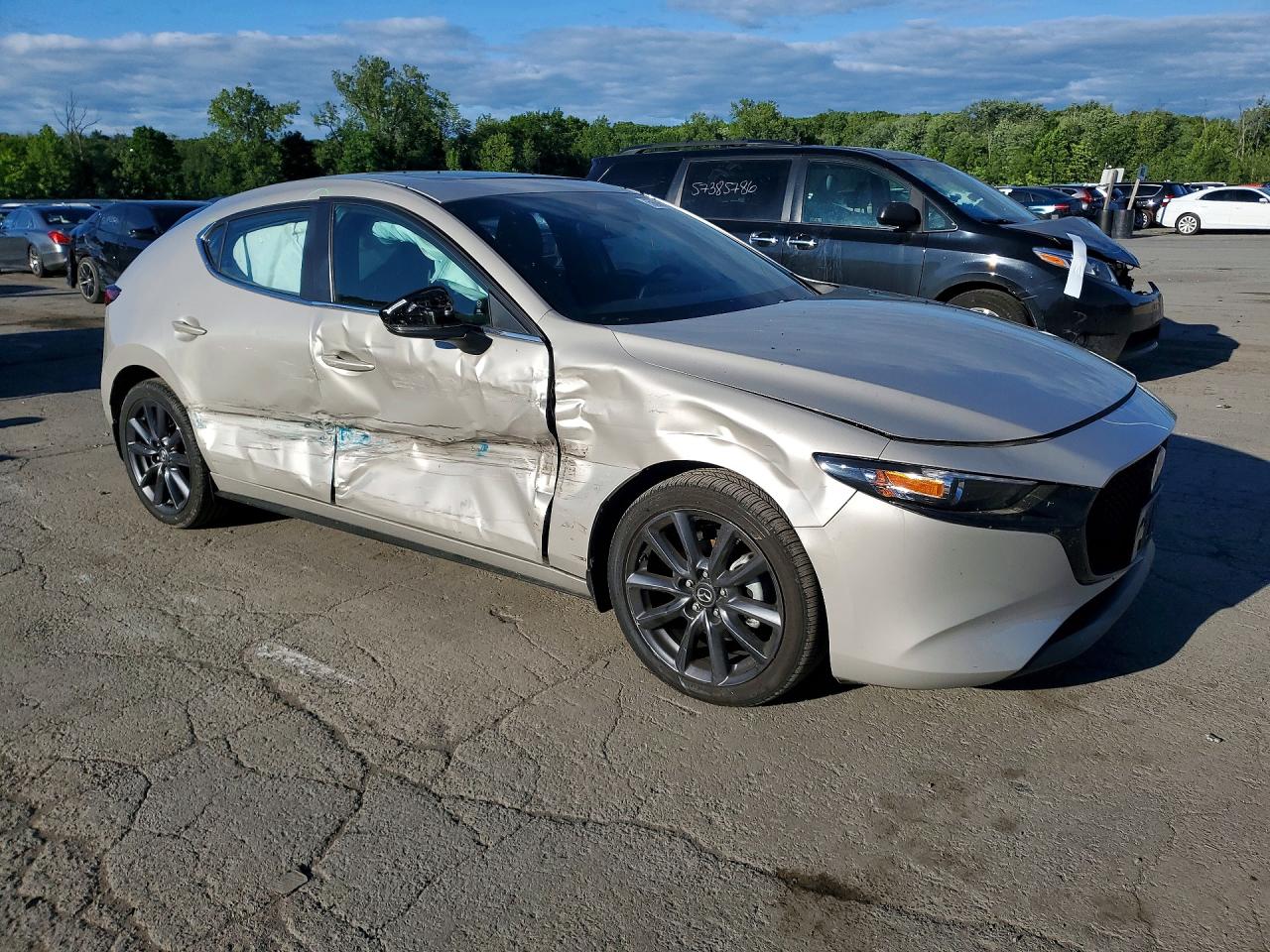 2025 MAZDA 3